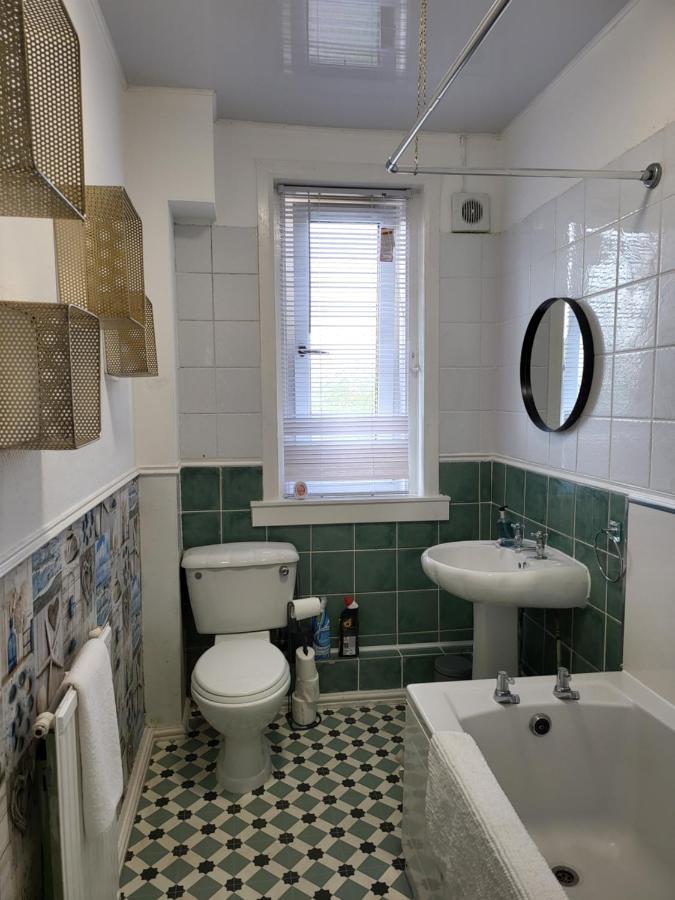4 Bedrooms Apartment By Sensational Stay Short Lets & Serviced Accommodation Edinburgh Bagian luar foto