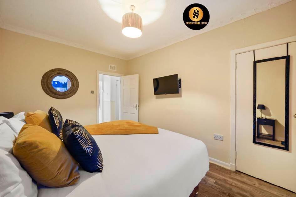 4 Bedrooms Apartment By Sensational Stay Short Lets & Serviced Accommodation Edinburgh Bagian luar foto