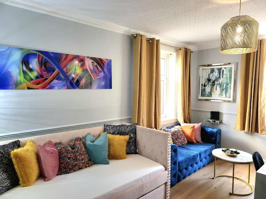 4 Bedrooms Apartment By Sensational Stay Short Lets & Serviced Accommodation Edinburgh Bagian luar foto